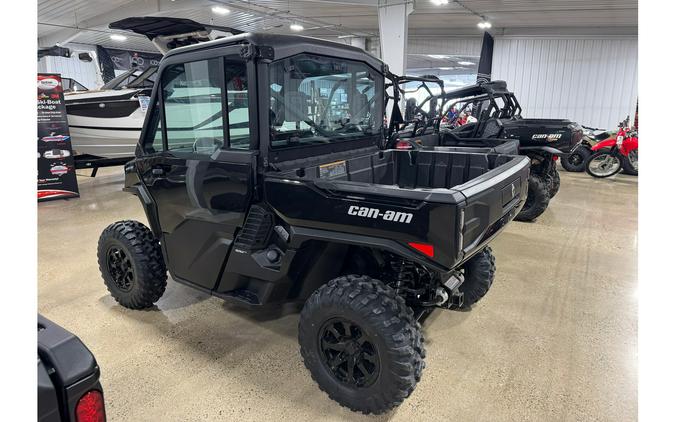 2026 Can-Am DEFENDER XT CAB HD11