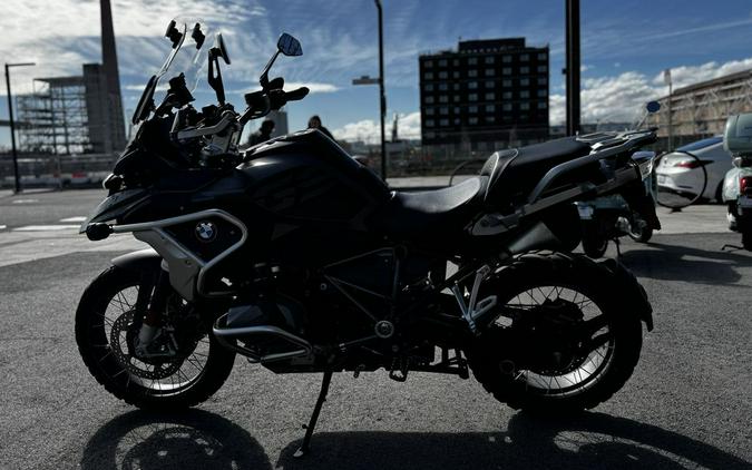 2022 BMW GS 1250