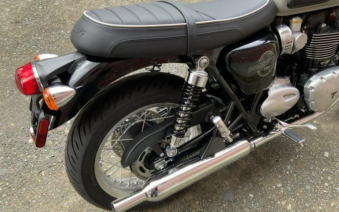 2026 Triumph BONNEVILLE T120