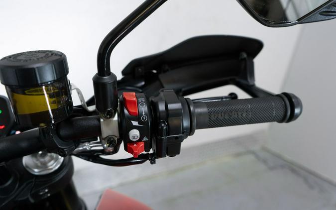 2023 Ducati Hypermotard 950