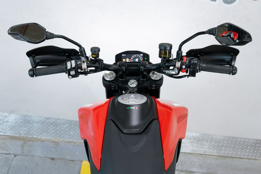2023 Ducati Hypermotard 950