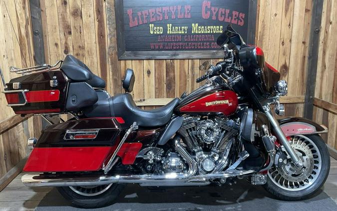 2010 Harley-Davidson® FLHTCUI