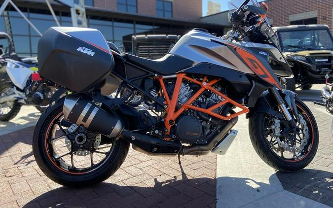 2016 KTM Super Duke 1290 R