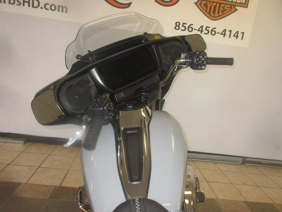 2025 Harley-Davidson® FLHX - Street Glide®