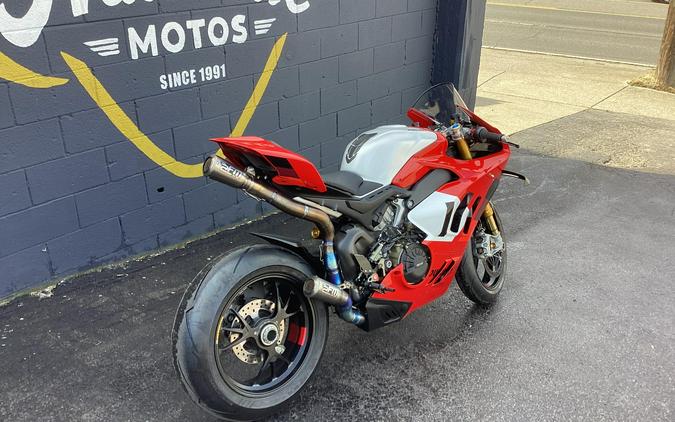 2024 Ducati Panigale V4 R
