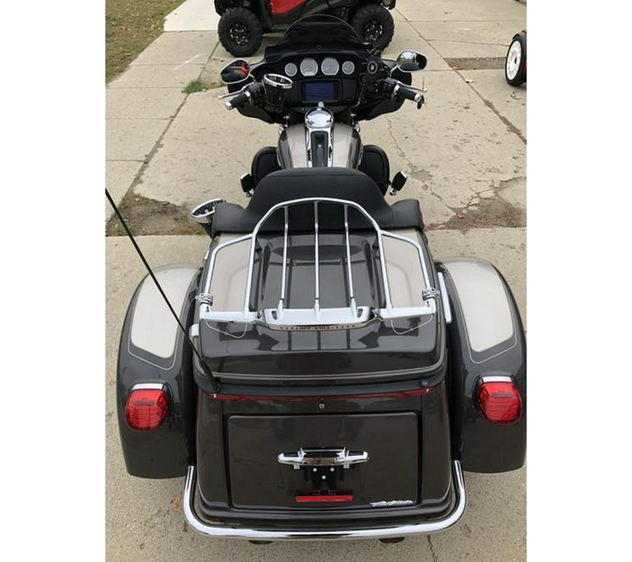 2023 Harley-Davidson® Tri Glide - FP8389