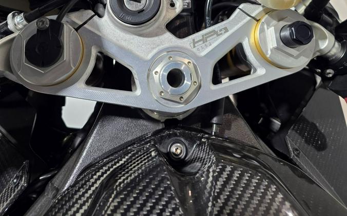 2013 BMW HP4