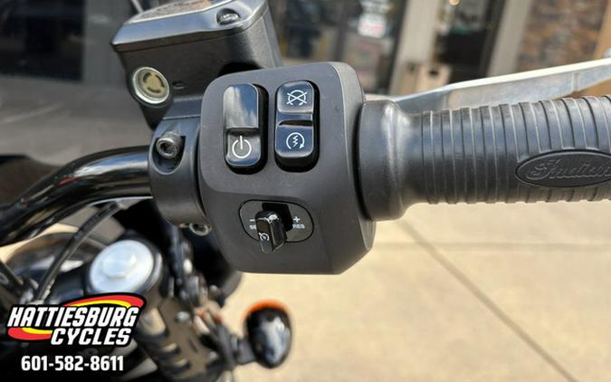 2023 Indian Chief ABS Silver Quartz Smoke