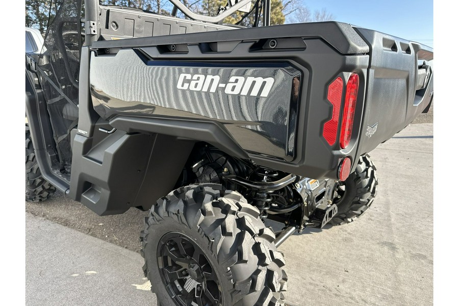 2024 Can-Am DEFENDER XT HD10