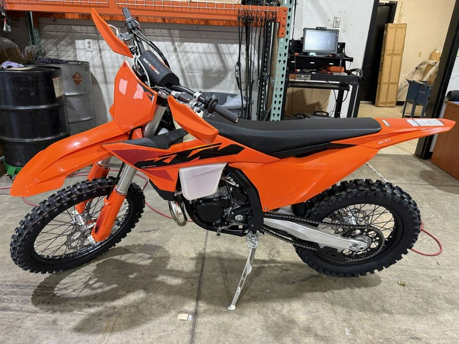 2025 KTM 300 XC