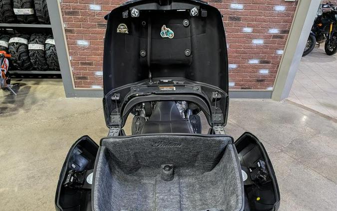 2021 Indian Motorcycle® Roadmaster® Limited Thunder Black Azure Crystal
