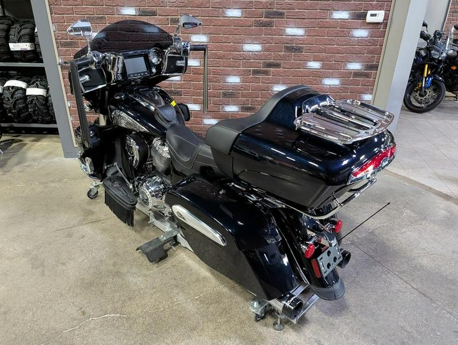 2021 Indian Motorcycle® Roadmaster® Limited Thunder Black Azure Crystal