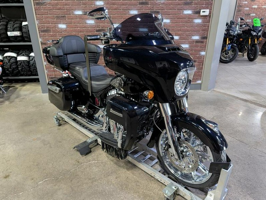 2021 Indian Motorcycle® Roadmaster® Limited Thunder Black Azure Crystal