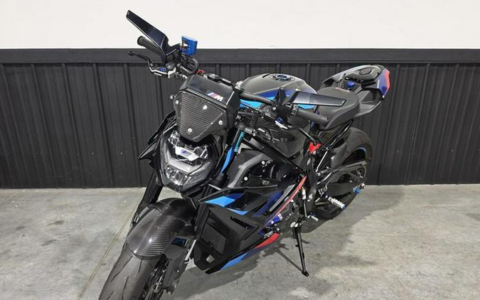 2024 BMW M 1000 R