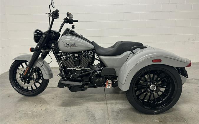 2024 Harley-Davidson Freewheeler