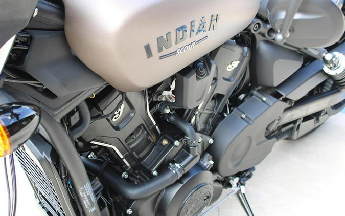 2025 Indian Motorcycle® Sport Scout® Limited +Tech Nara Bronze Metallic Smoke