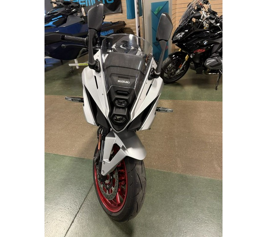 2024 Suzuki GSX-8R