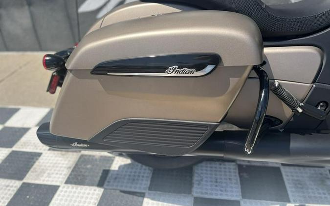 2020 Indian Motorcycle® Challenger Dark Horse Sandstone Smoke