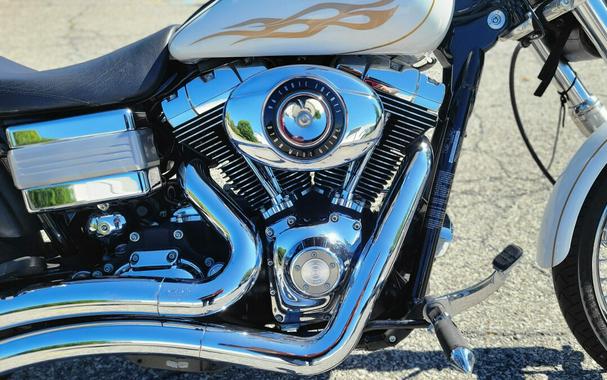 2007 Harley-Davidson Dyna Wide Glide ® WHITE GOLD W/PINSTRIPE