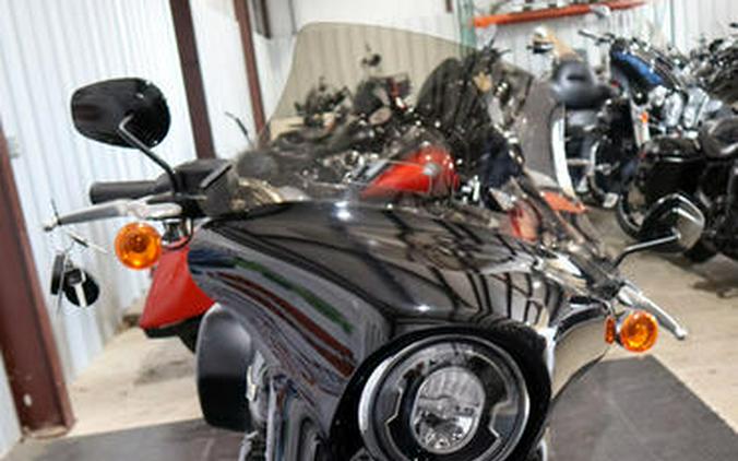 2018 Harley-Davidson® FLSB - Softail® Sport Glide™