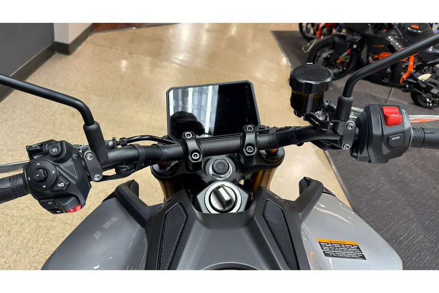 2026 Yamaha MT 09 SP