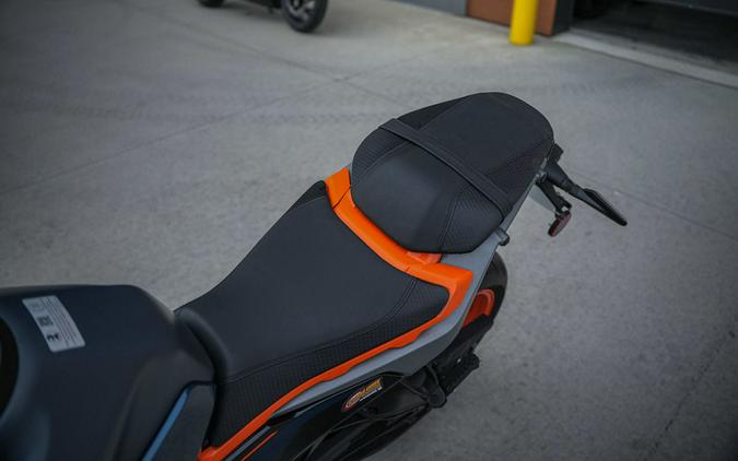 2024 KTM 390 Duke