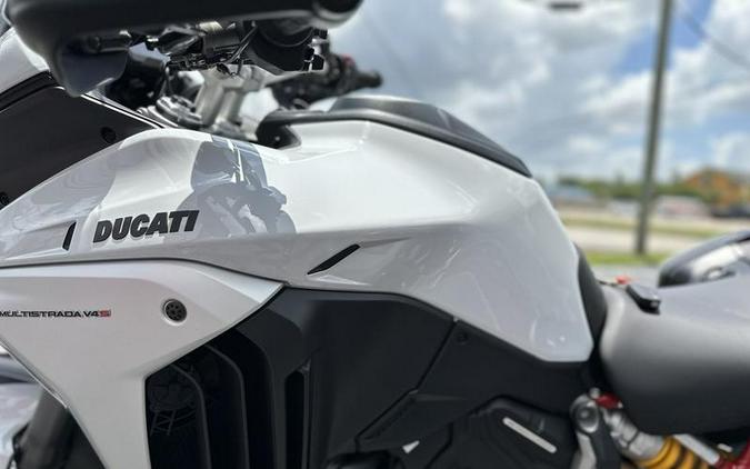 2023 Ducati Multistrada V4S Iceberg White - Alloy Wheels