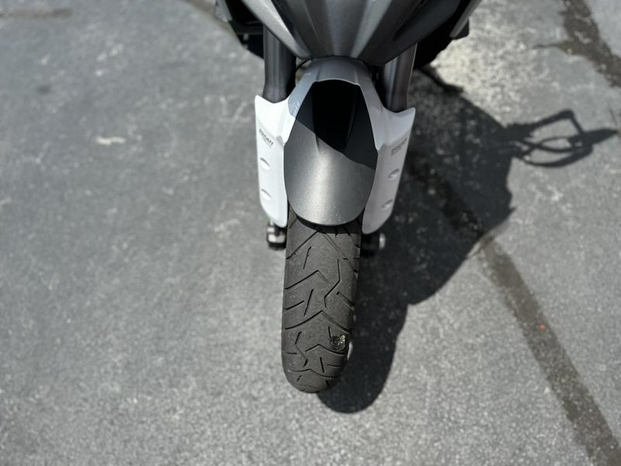 2023 Ducati Multistrada V4S Iceberg White - Alloy Wheels