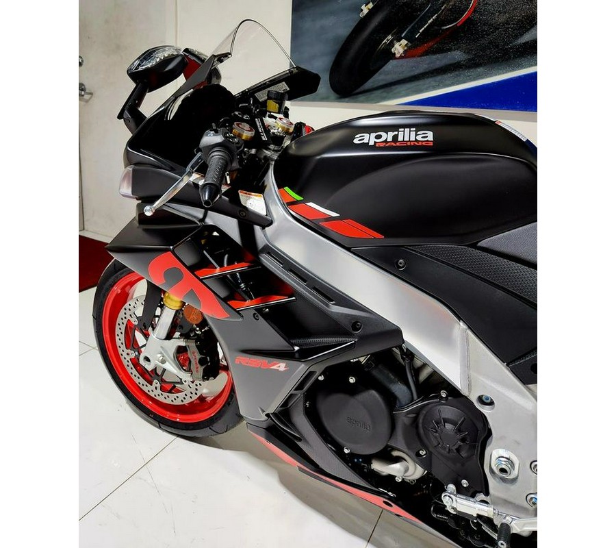 2024 Aprilia® RSV4 1100