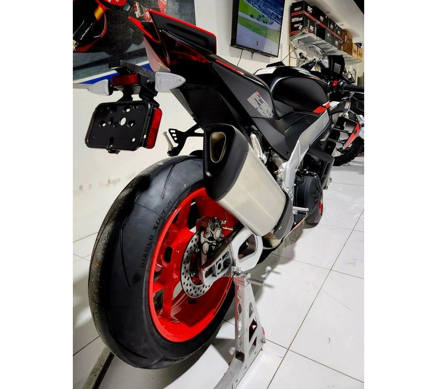 2024 Aprilia® RSV4 1100