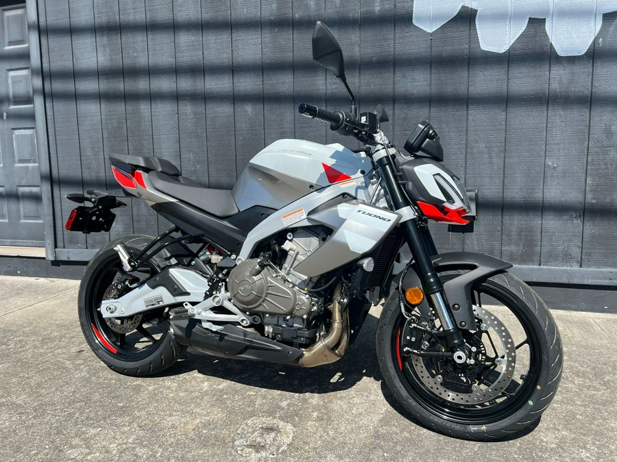 2026 Aprilia Tuono 457
