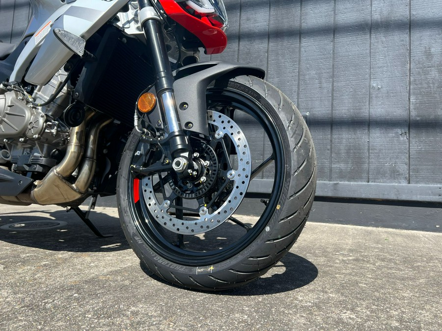 2026 Aprilia Tuono 457