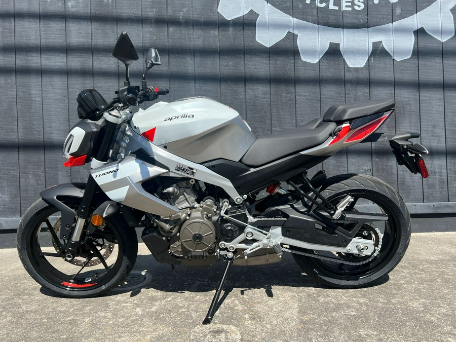 2026 Aprilia Tuono 457