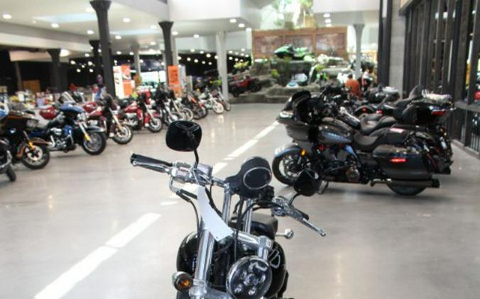 2006 Harley-Davidson Dyna™ Low Rider®