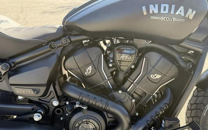 2026 Indian Motorcycle® Scout® Bobber Limited +Tech Black Smoke