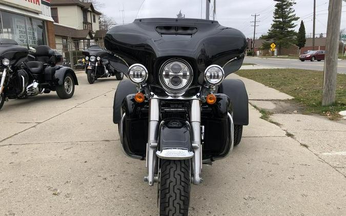 2022 Harley-Davidson® Tri Glide - FP8344