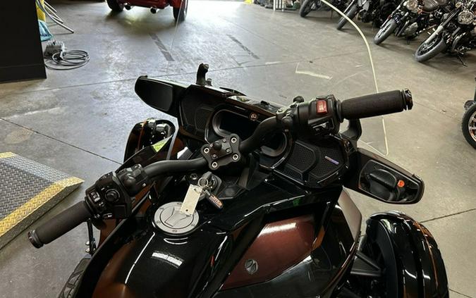 2018 Can-Am Spyder F3 Limited Dark