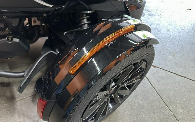 2018 Can-Am Spyder F3 Limited Dark