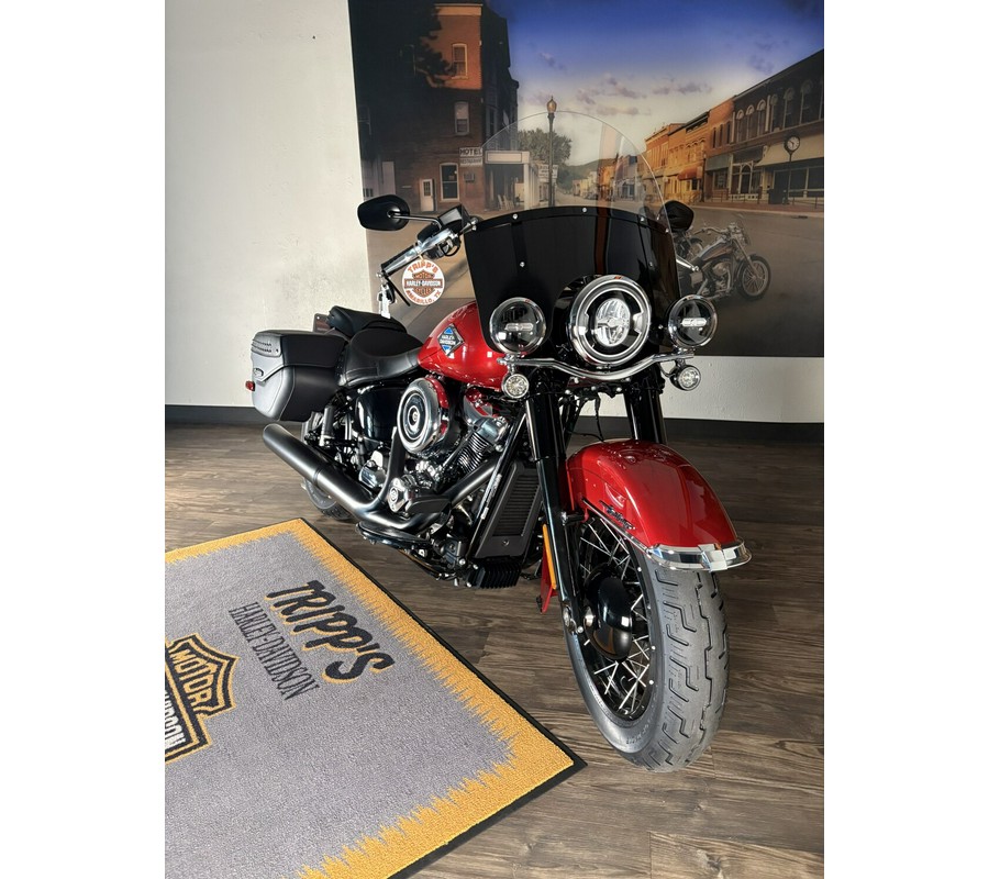 2026 Harley-Davidson® Heritage Classic Brilliant Red Black Laced Wheels