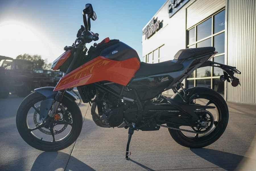 2024 KTM 250 Duke