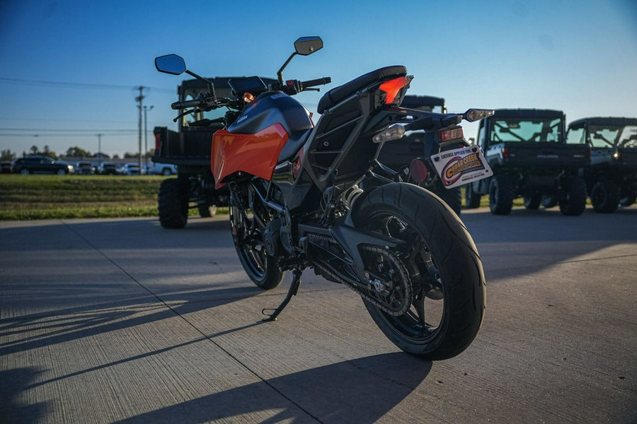 2024 KTM 250 Duke