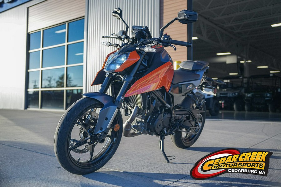 2024 KTM 250 Duke