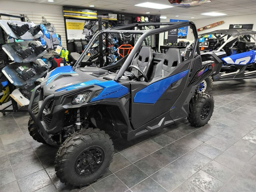2023 Can-Am® Maverick Trail DPS 1000