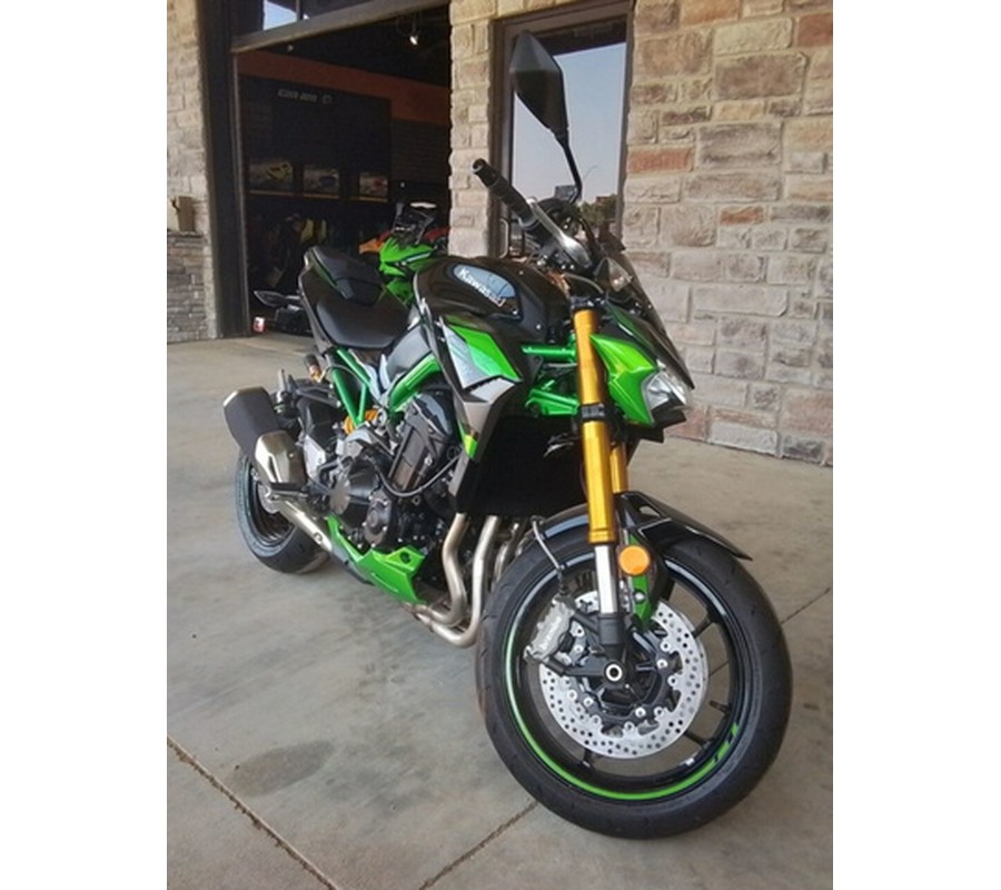 2024 Kawasaki Z900 SE ABS