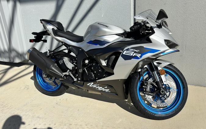 2027 Kawasaki Ninja ZX-6R 636