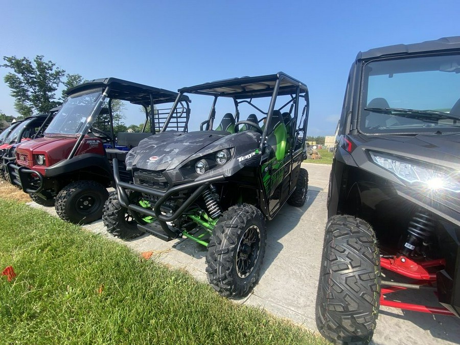 2024 Kawasaki Teryx4™ S LE Cypher Camo Gray