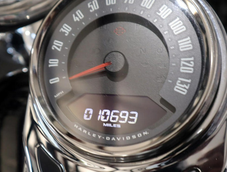 2022 Harley-Davidson® FLHCS - Heritage Classic 114