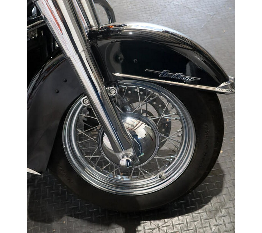 2022 Harley-Davidson® FLHCS - Heritage Classic 114
