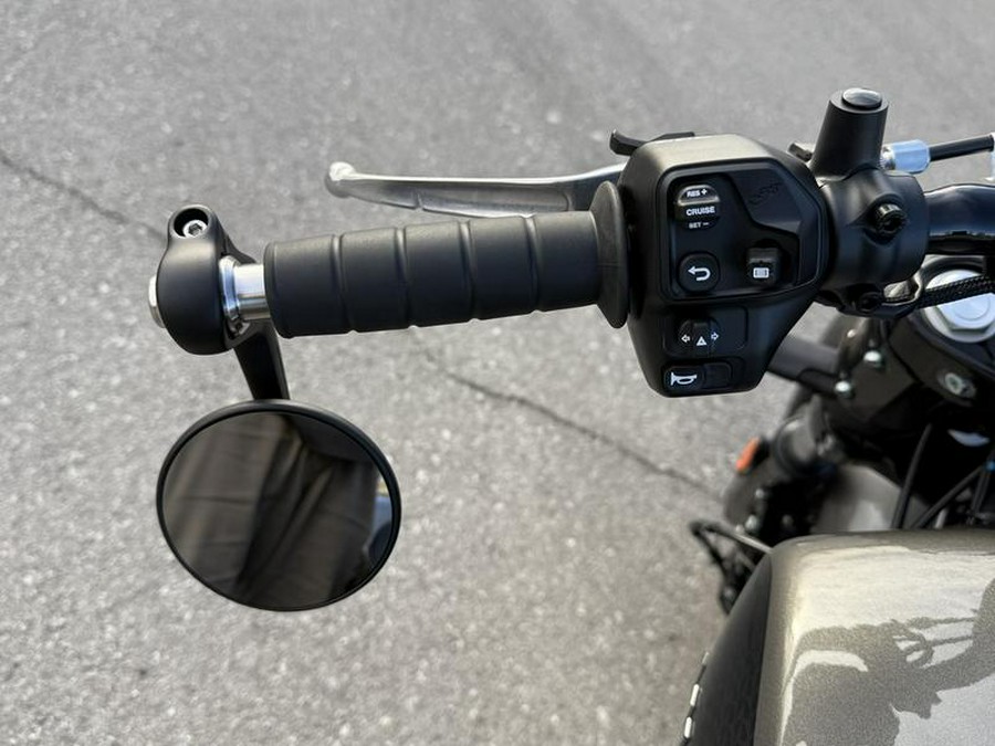 2026 Indian Motorcycle® Scout® Bobber Limited +Tech Heavy Metal Smoke