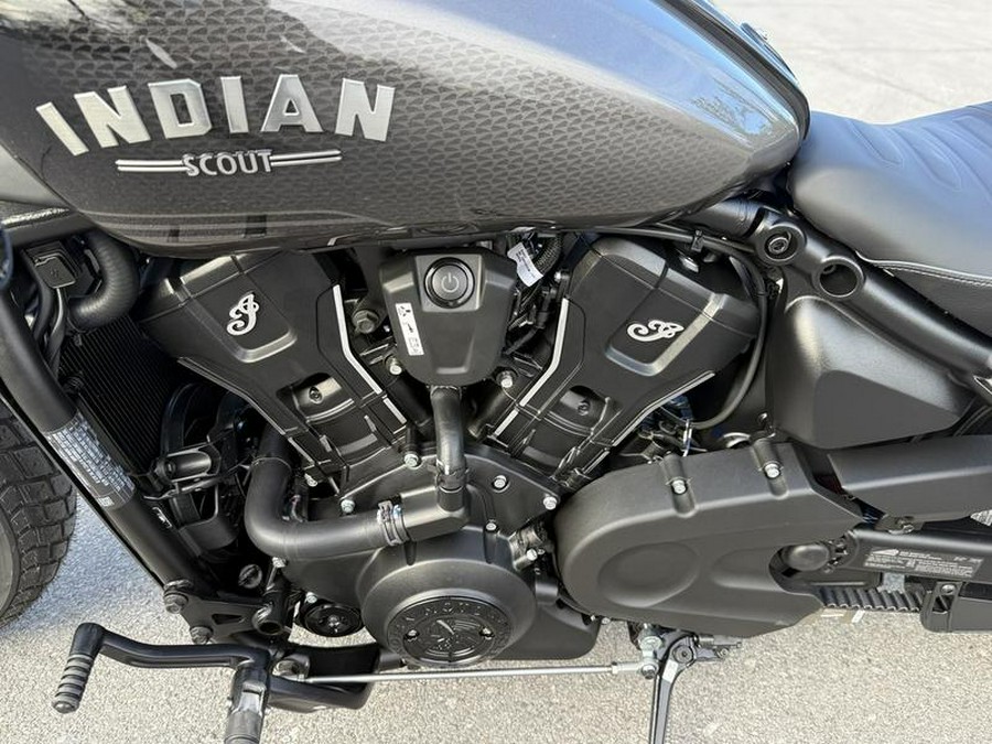2026 Indian Motorcycle® Scout® Bobber Limited +Tech Heavy Metal Smoke
